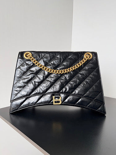 Zivas Charm Chic Craftsmanship Fashion Handbag (Contemporary Shape Language) – Front View
