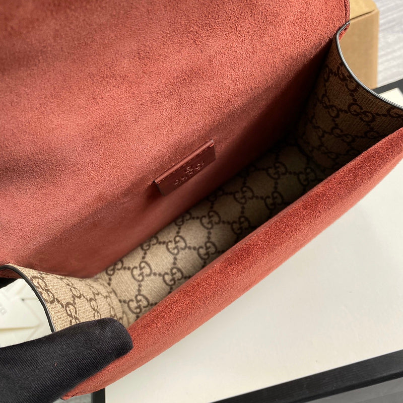 Side profile of statement elevated women's handbag – women's premium purse