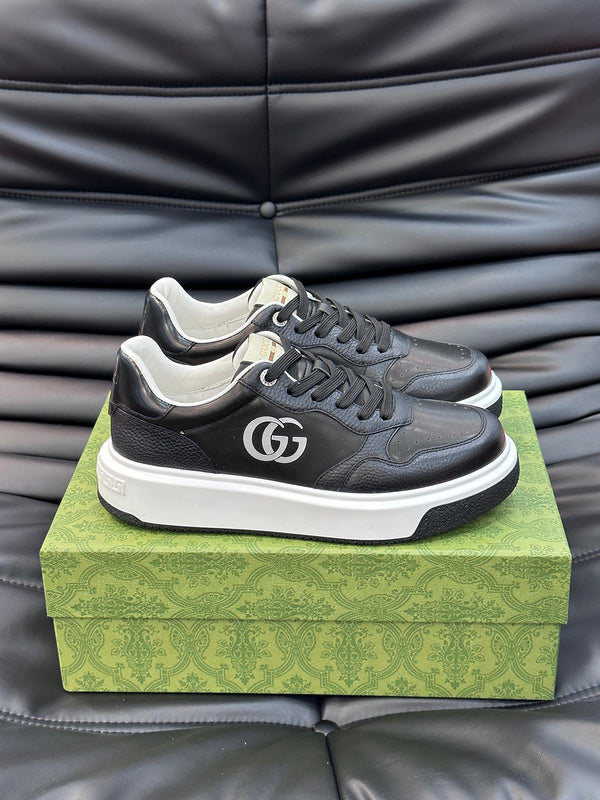 Gucci all-black luxury sneakers view 10 cushioned comfort fit