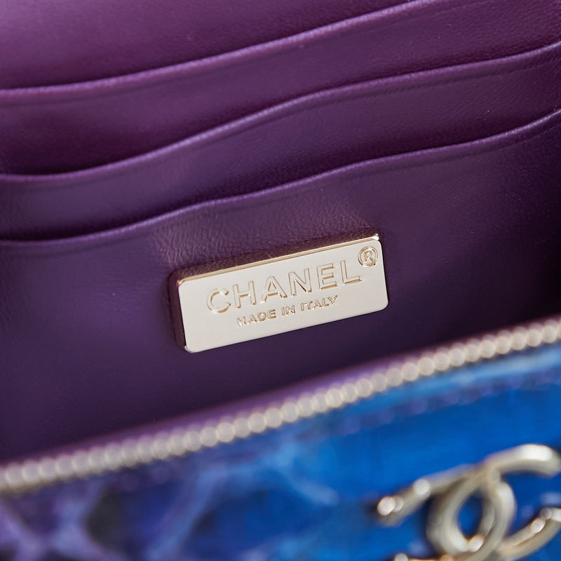 Ziva's Charm handbag – product shot (one versatile size)