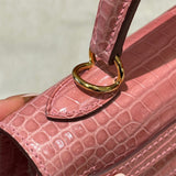  Elegant shopper bag front view 13