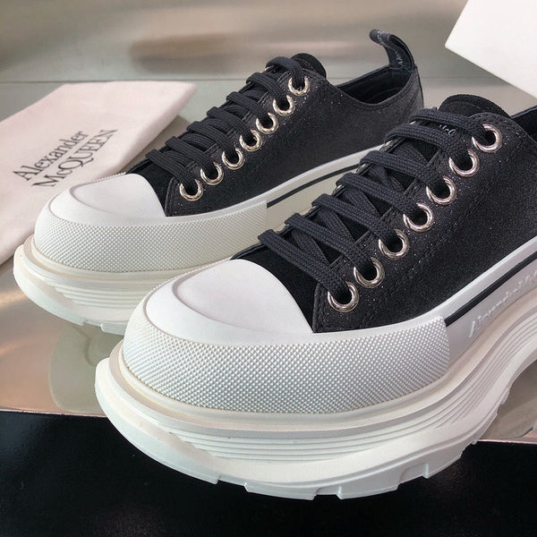 Alexander McQueen shoes Style 312 - sole and craftsmanship detail