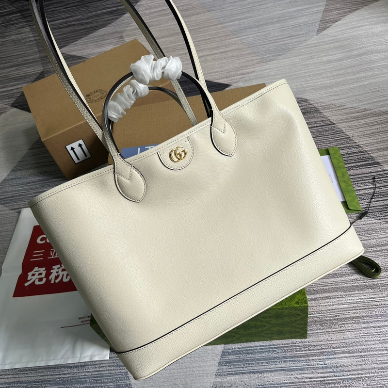 Interior view of everyday-luxe premium women's handbag – women's designer-style accessory
