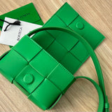 Sophisticated Vegan Leather Handbag - Versatile Everyday Design | Women's Designer-Inspired Purse #1669 - close-up detail shot (image 3) of designer-inspired handbag