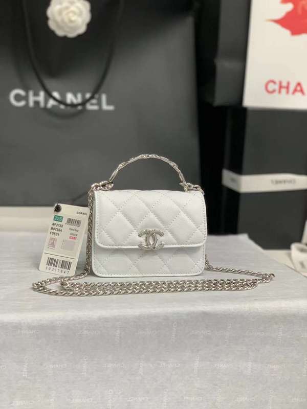 Zivas Charm Effortless Elegance Luxury Handbag (Effortless Style Upgrade) – Detail View