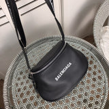 Handle and strap detail of premium chic women's handbag – women's luxury accessory