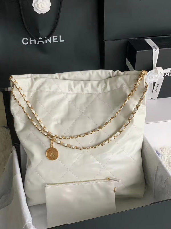 Zivas Charm Sleek Silhouette Luxury Handbag (Contemporary Shape Language) – Interior View