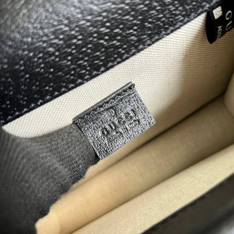 Side profile of structured refined women's handbag – women's everyday handbag