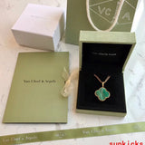 Front view of Van Cleef & Arpels unisex jewelry piece