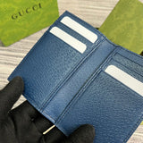 Close-up detail of modern classic women's handbag – women's luxury handbag