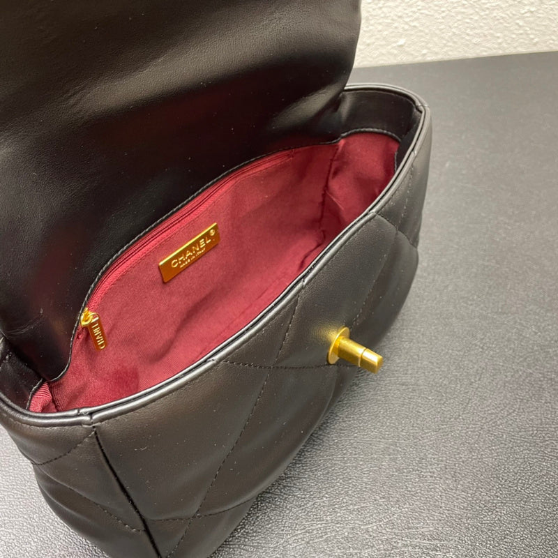  women's handbag, mid design, view 7