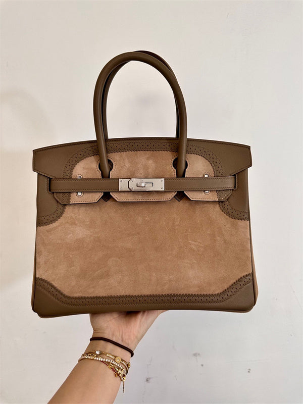  Contemporary top-handle bag front view