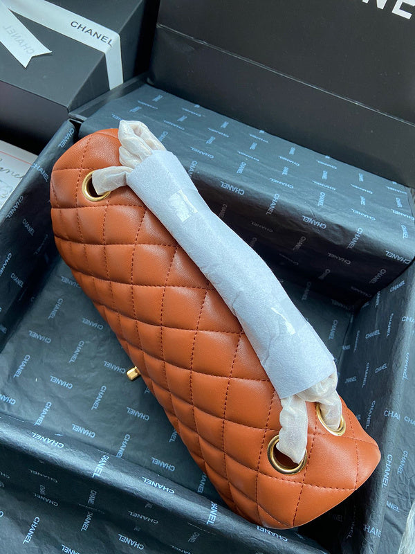 women's handbag, mid design, view 4