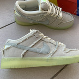 Nike Men's & Women's Luxury Lifestyle Trainers — Style 195 hardware detail