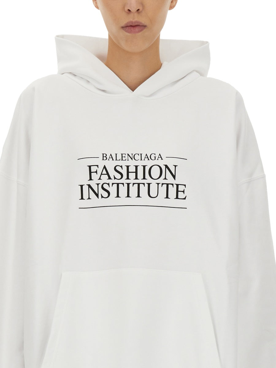 Close-up of Balenciaga jerseys & knitwear hardware and fine stitching
