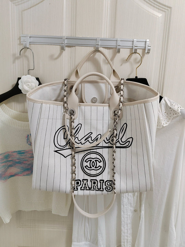  women's handbag, spacious design, view 8