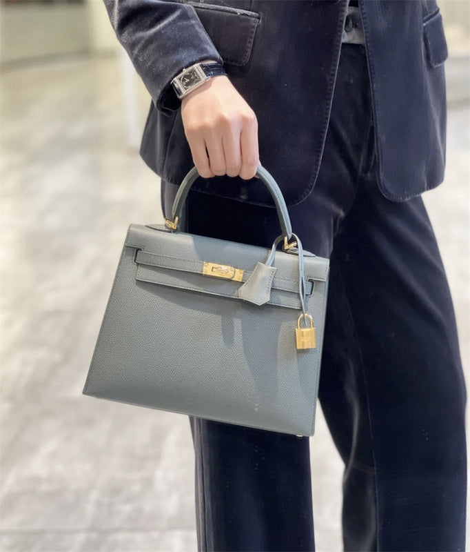  Timeless shoulder bag carried on shoulder