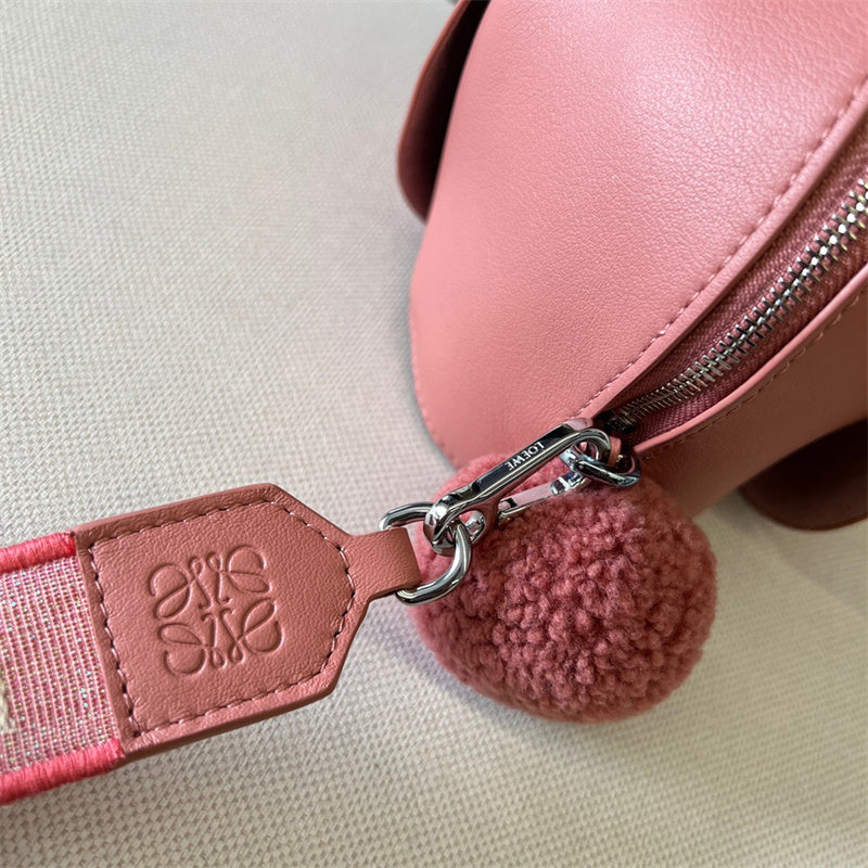 Ziva's Charm handbag – interior view (18cm*16.5cm*9cm)