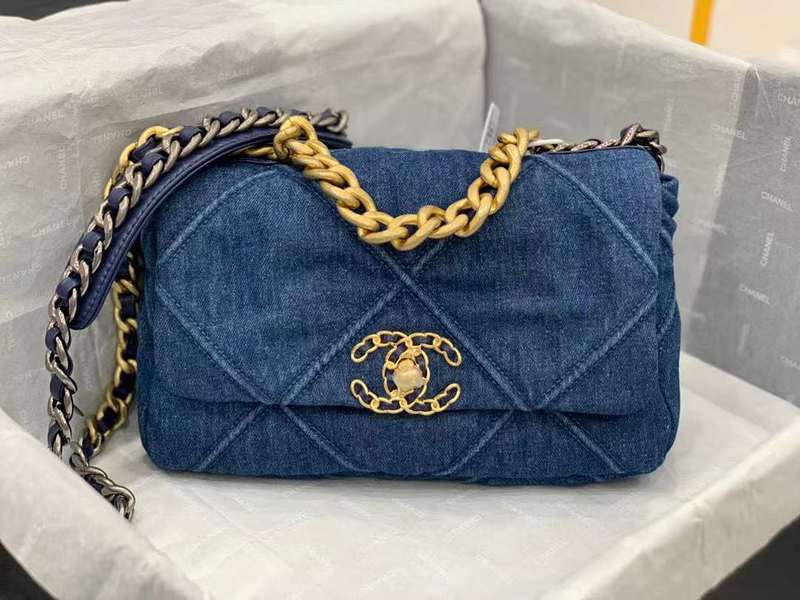 Zivas Charm Polished Finish Designer Handbag (Thoughtfully Structured Design) – Detail View