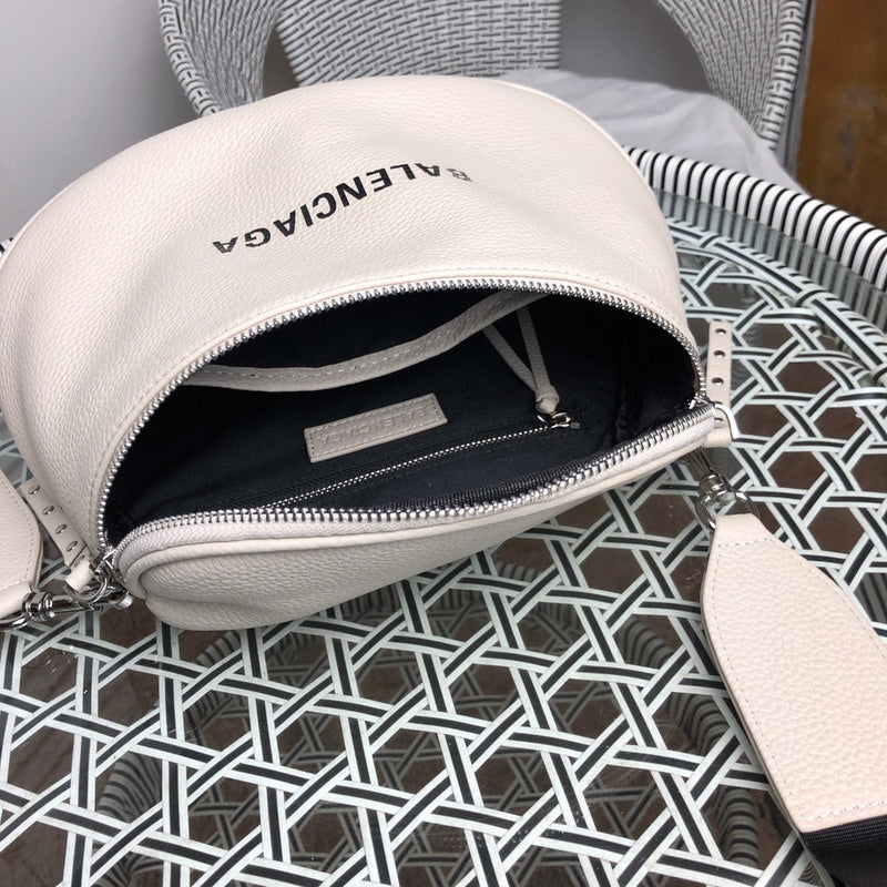 Close-up detail of everyday-luxe signature women's handbag – women's luxury accessory