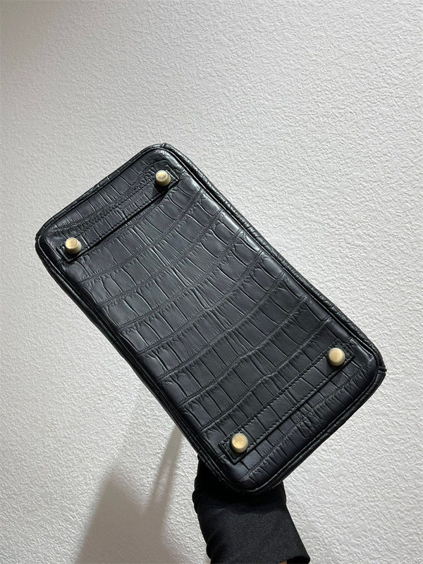  polished everyday bag detail view showing craftsmanship