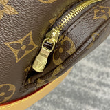  crossbody bag interior and compartment view 9