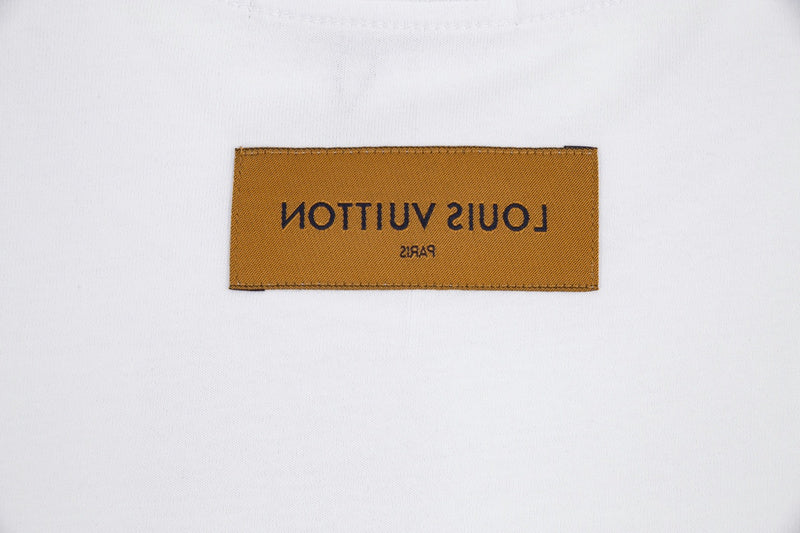 Side profile of Louis Vuitton cotton t-shirt with contemporary cut