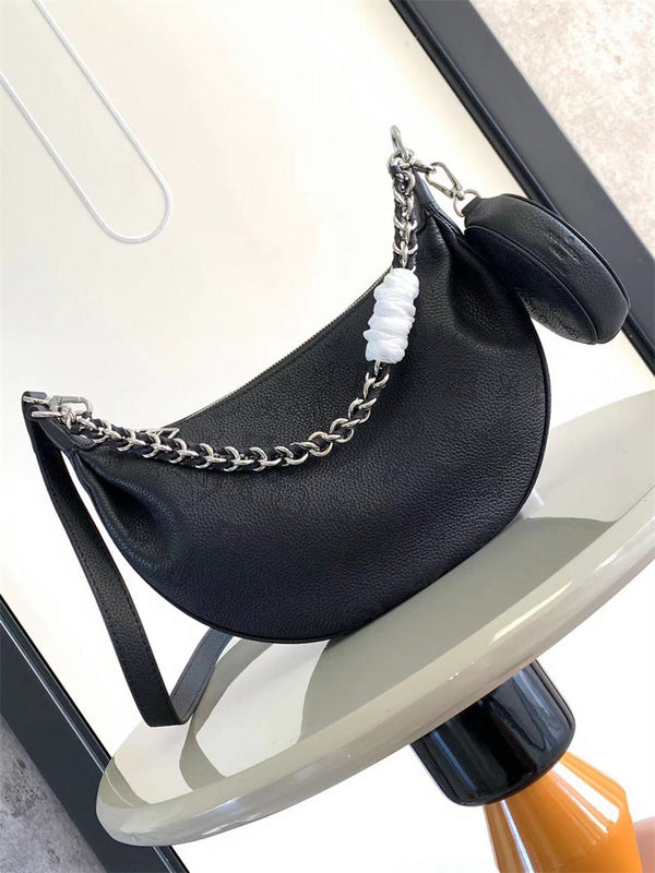  Curated everyday bag front view 25