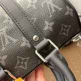  tote bag interior and compartment view