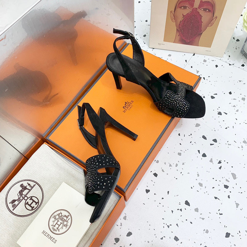 Hermes sandals Style 139 - logo and branding close-up