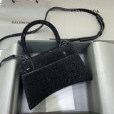 Zivas Charm Elevated Essentials Statement Handbag (Contemporary Shape Language) – Detail View