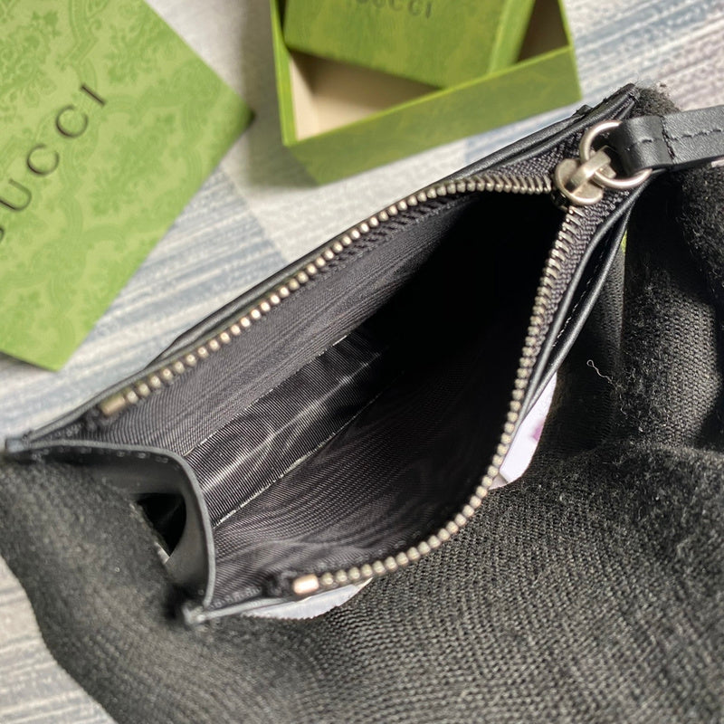 Close-up detail of statement structured women's handbag – women's luxury accessory