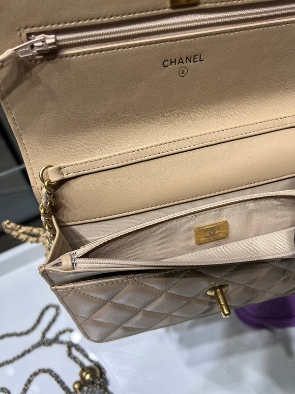Zivas Charm Understated Luxury Designer Handbag (Everyday Luxury Essential) – Back View