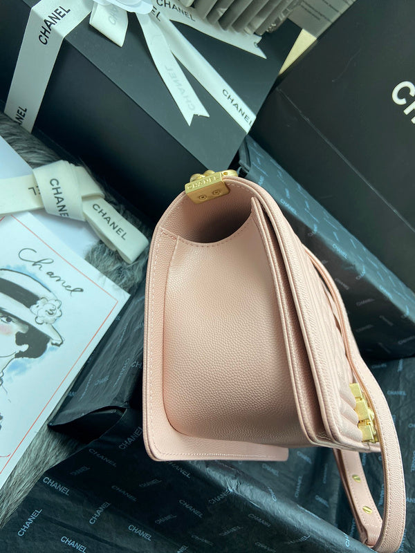  handbag, mid everyday style, image 3