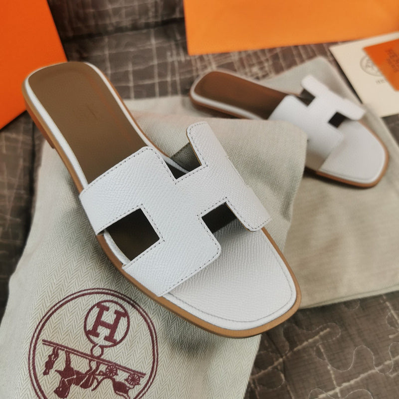 Hermes sandals Style 108 - side profile detail