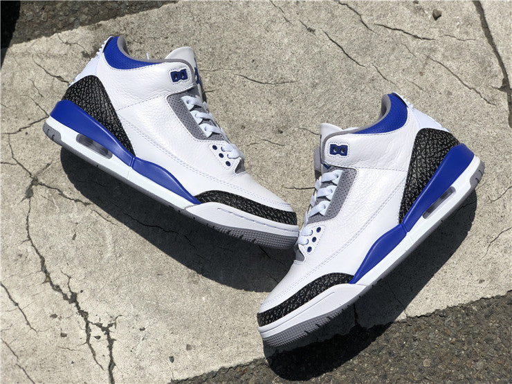 Nike Men's & Women's Luxury Lifestyle Trainers — Style 135 angle view