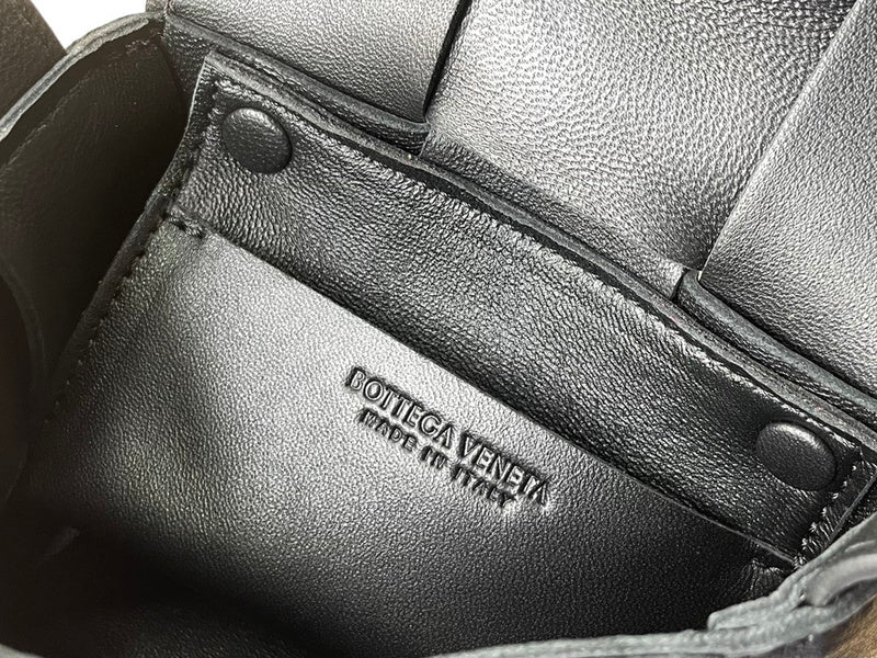 Structured Faux Leather Handbag - Modern Structured Build | Women's Designer-Inspired Purse #1668 - product detail shot (image 10) of designer-inspired handbag