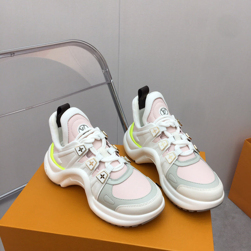 Louis Vuitton White Low-Top Sneakers - Toe Detail View