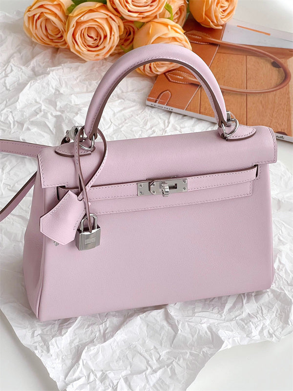  Streamlined top-handle bag front view 7