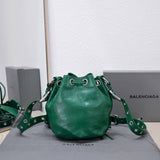 Zivas Charm Contemporary Flair Statement Handbag (Timeless Wardrobe Addition) – Styled Look 7