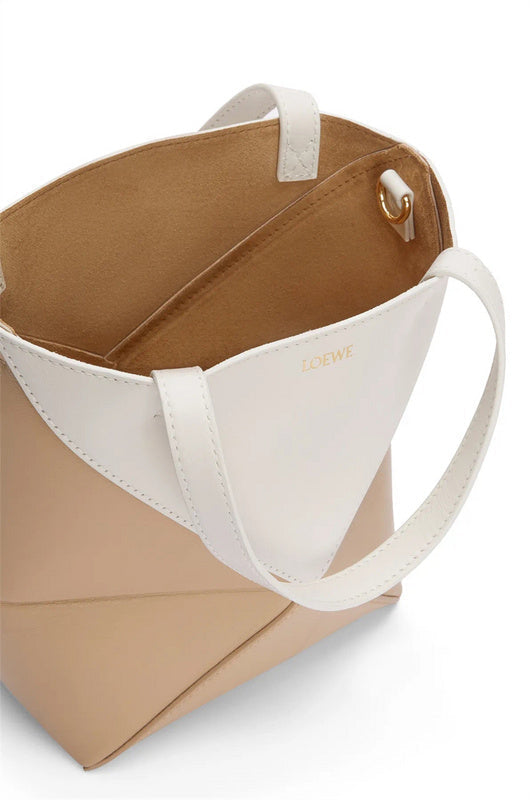 Ziva's Charm handbag – lifestyle view (Standard Size)