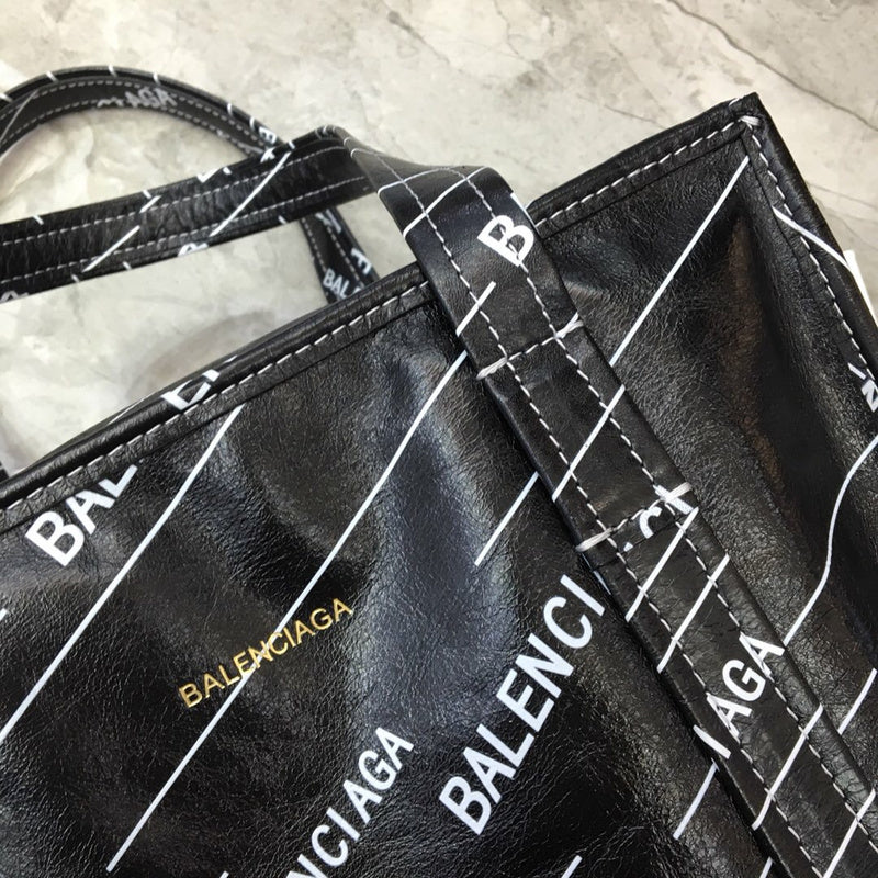 Effortless Premium PU Leather Handbag - Understated Luxury Look | Women's Designer-Inspired Purse #931 - interior view (image 6) of designer-inspired handbag