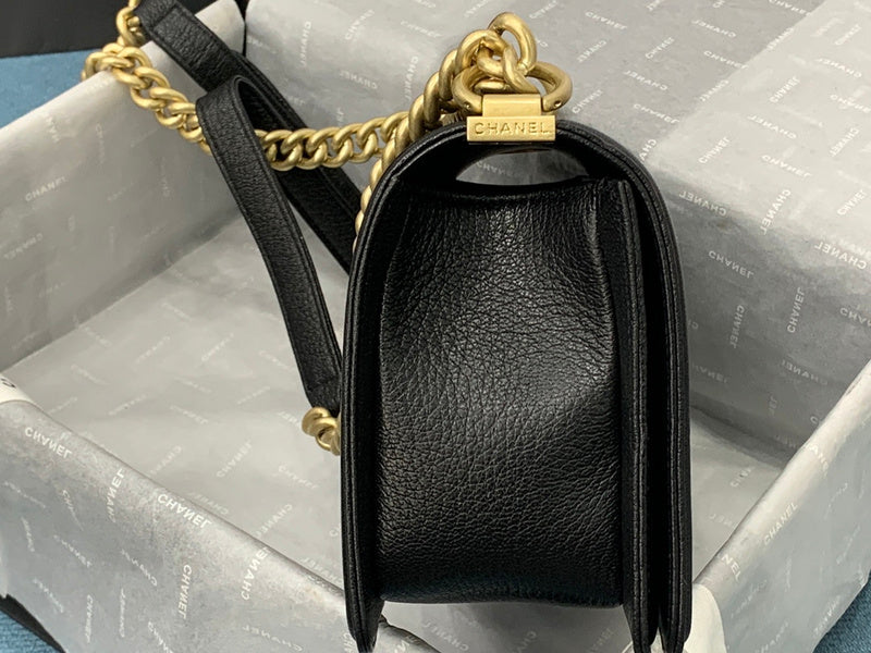  mid purse view 10