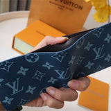  versatile shoulder bag detail view showing craftsmanship