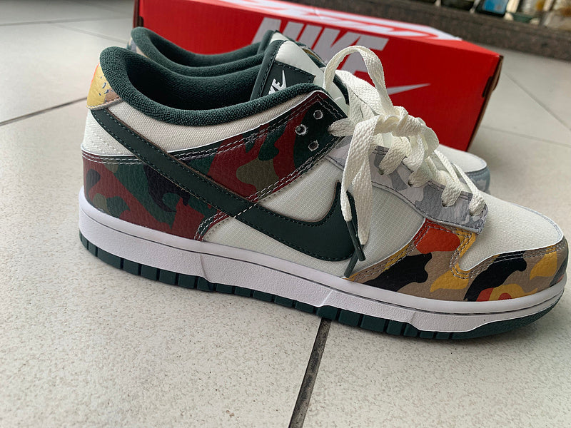 Nike Men's & Women's Luxury Lifestyle Trainers — Style 183 close-up view