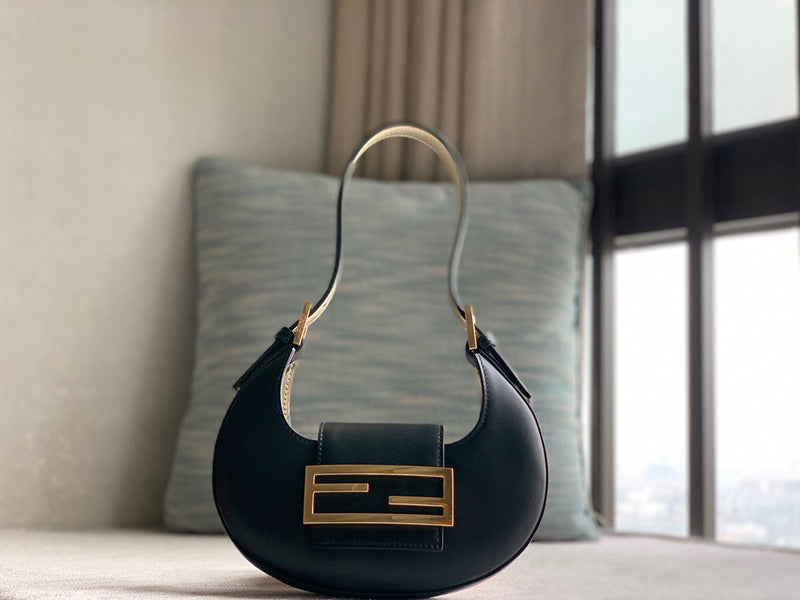 Ziva's Charm handbag – front view (22cm*4.5cm*17.5cm)