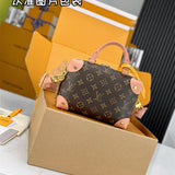  Tailored top-handle bag front view 7