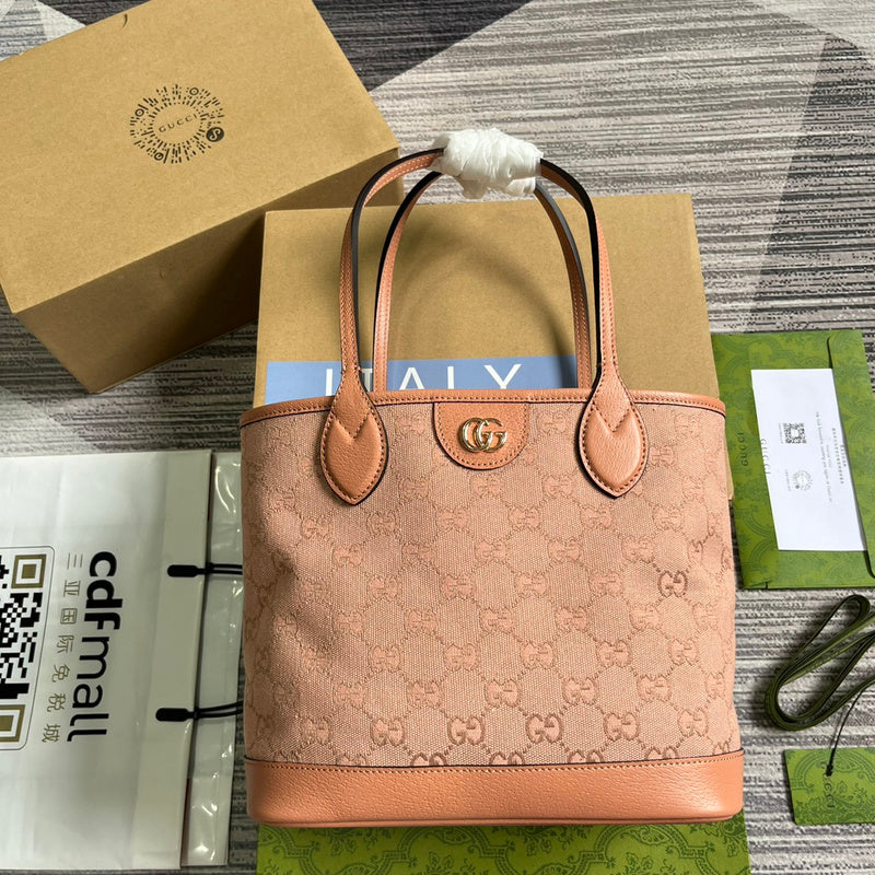 Front view of classic refined women's handbag – women's everyday handbag
