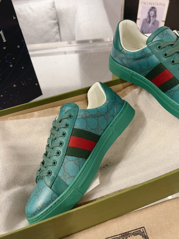 Gucci bold contrast luxury sneakers view 6 minimalist modern build