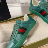 Gucci bold contrast luxury sneakers view 6 minimalist modern build